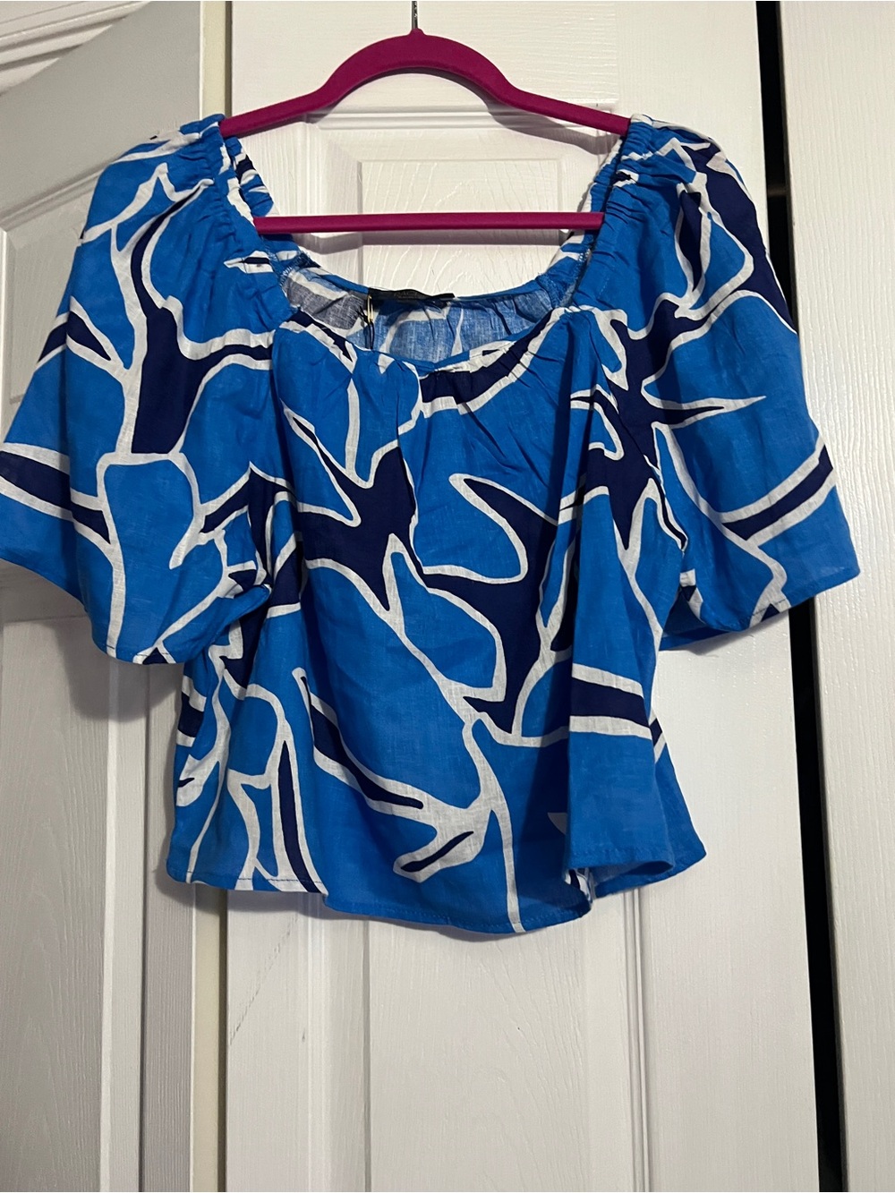 RACHEL Rachel Roy Blue and White Abstract Off-Shoulder Blouse